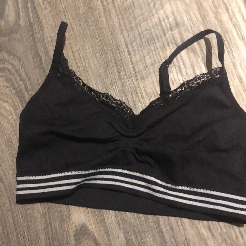 Sports bra